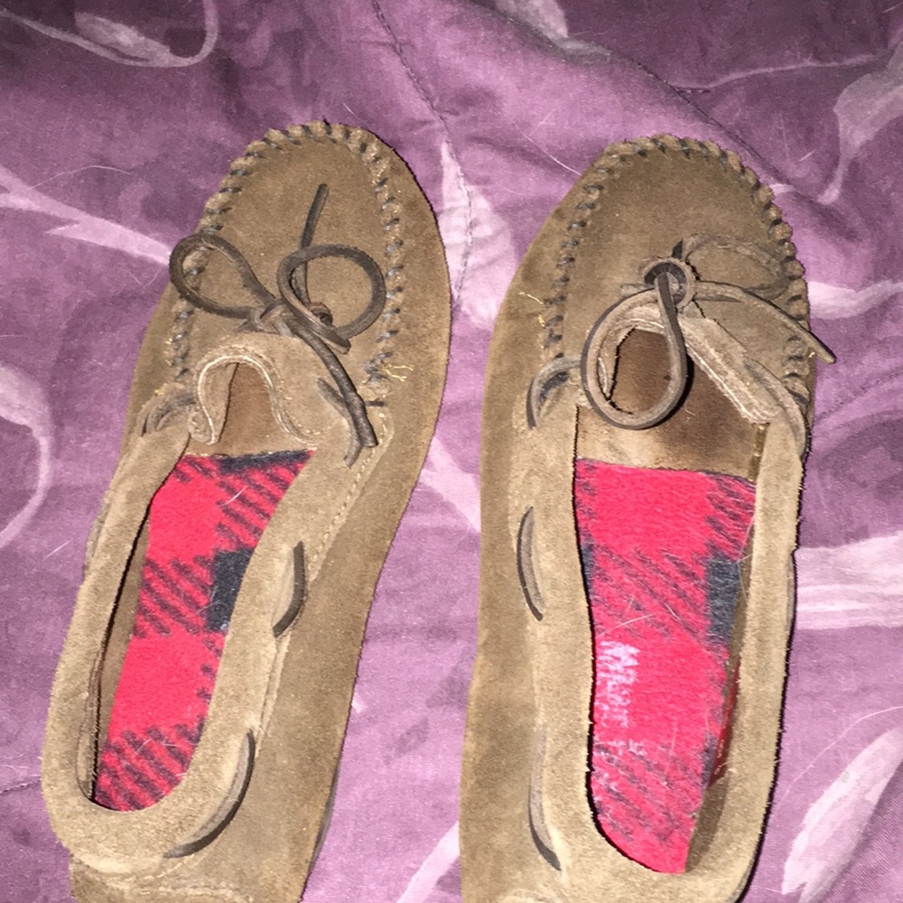 Brown Minnetonka Moccasins